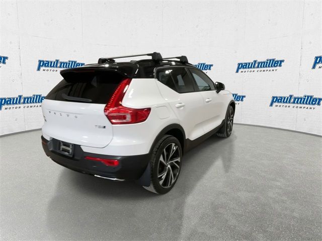 2019 Volvo XC40 Momentum