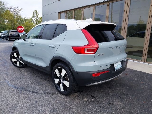 2019 Volvo XC40 Momentum