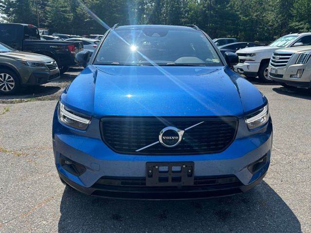2019 Volvo XC40 Momentum