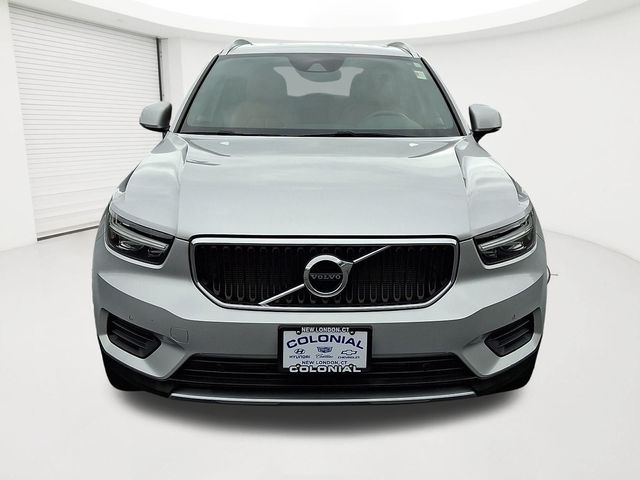 2019 Volvo XC40 Momentum