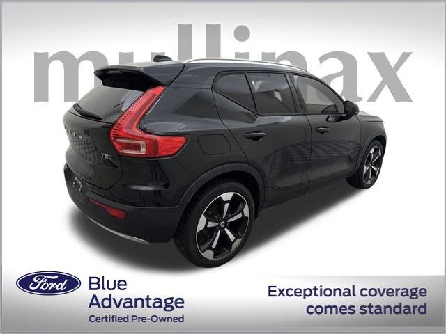 2019 Volvo XC40 Momentum