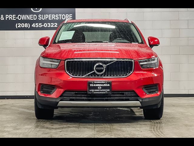 2019 Volvo XC40 Momentum