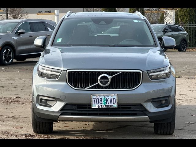 2019 Volvo XC40 Momentum