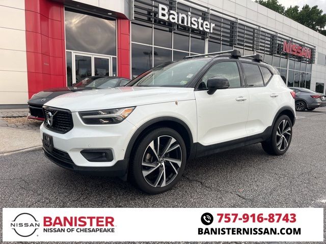 2019 Volvo XC40 R-Design