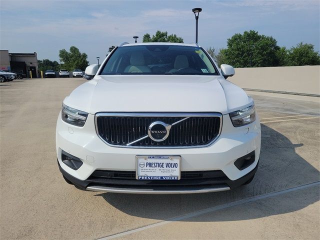 2019 Volvo XC40 Momentum