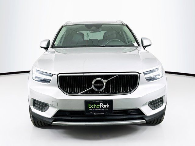 2019 Volvo XC40 Momentum