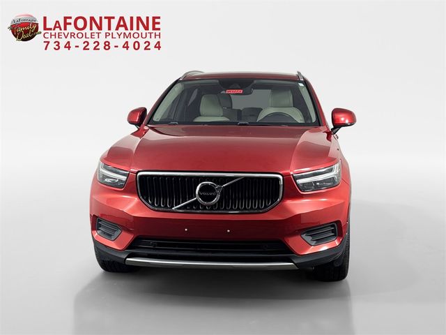 2019 Volvo XC40 Momentum