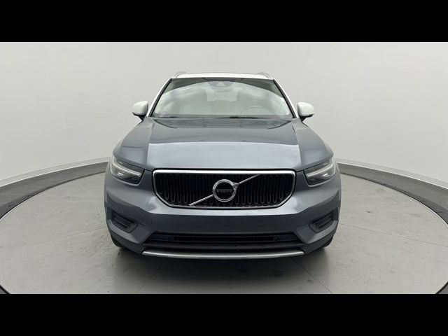 2019 Volvo XC40 Momentum