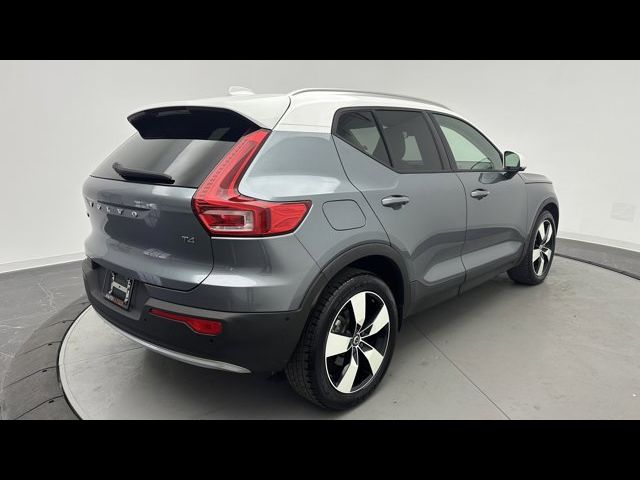 2019 Volvo XC40 Momentum