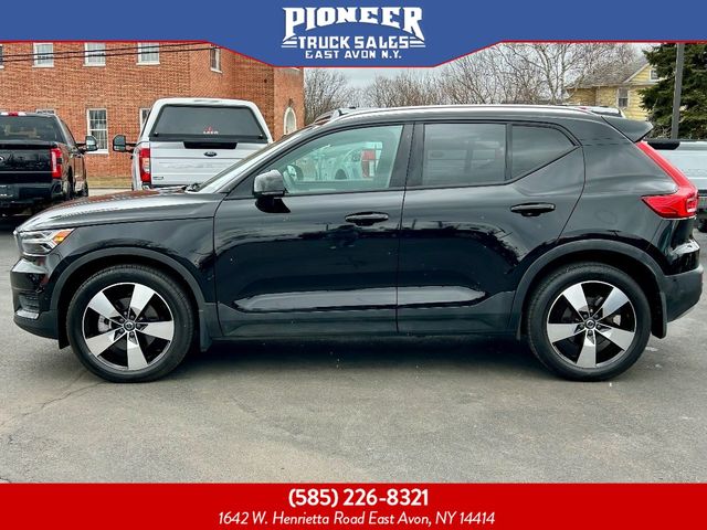 2019 Volvo XC40 Momentum