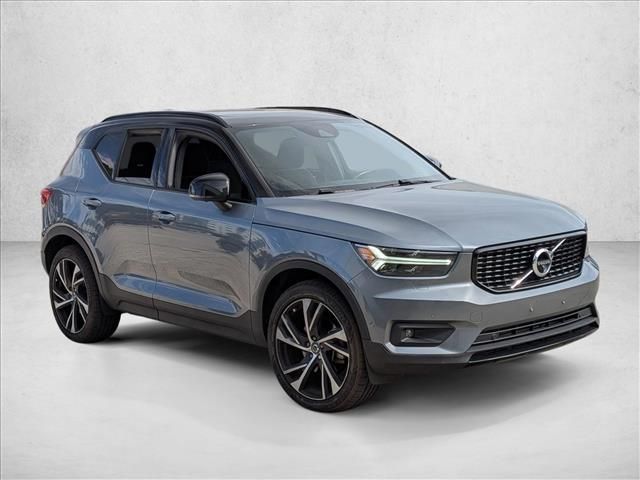 2019 Volvo XC40 R-Design