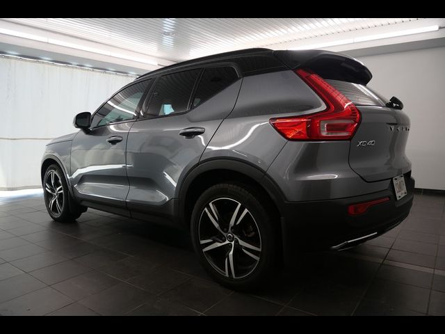 2019 Volvo XC40 R-Design