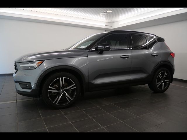 2019 Volvo XC40 R-Design