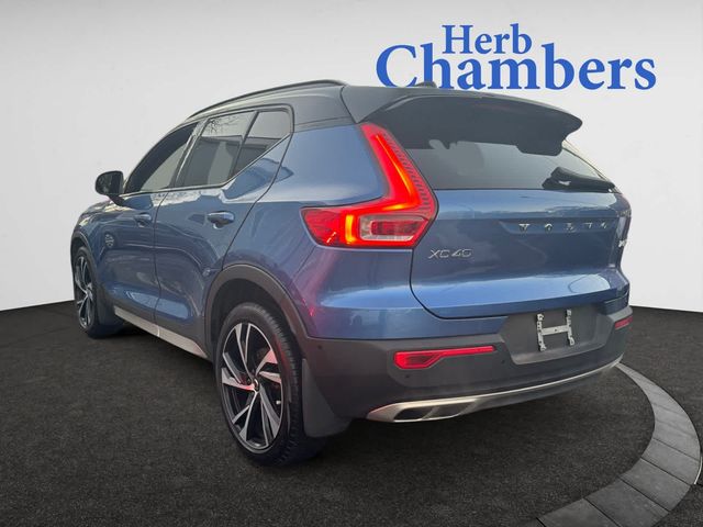 2019 Volvo XC40 R-Design