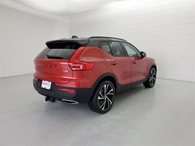 2019 Volvo XC40 R-Design