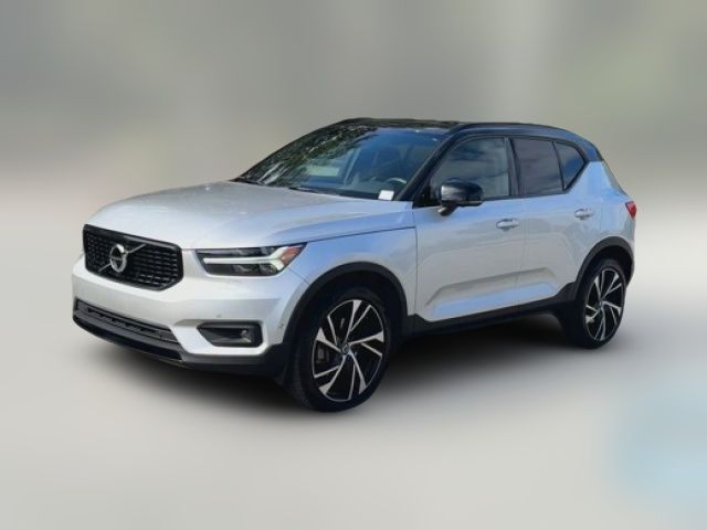 2019 Volvo XC40 R-Design