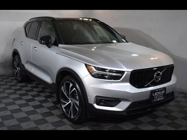 2019 Volvo XC40 R-Design