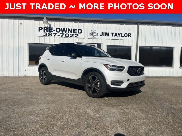 2019 Volvo XC40 R-Design