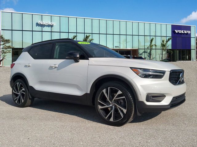 2019 Volvo XC40 R-Design