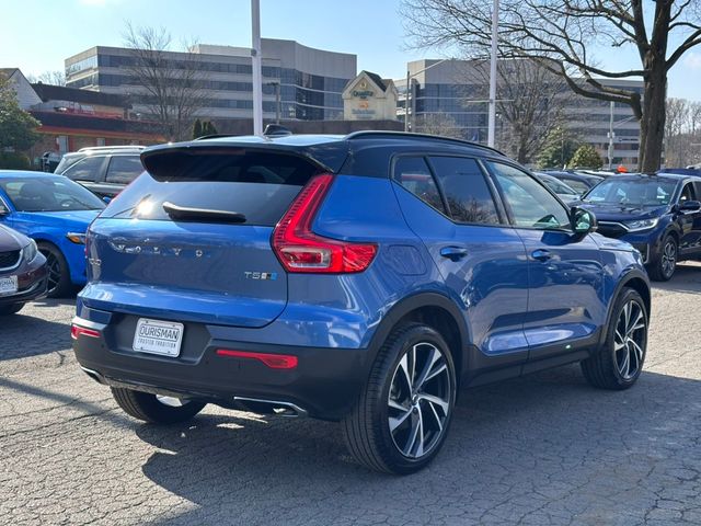 2019 Volvo XC40 R-Design