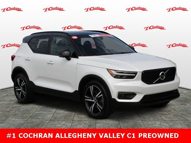 2019 Volvo XC40 R-Design