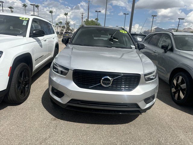 2019 Volvo XC40 R-Design