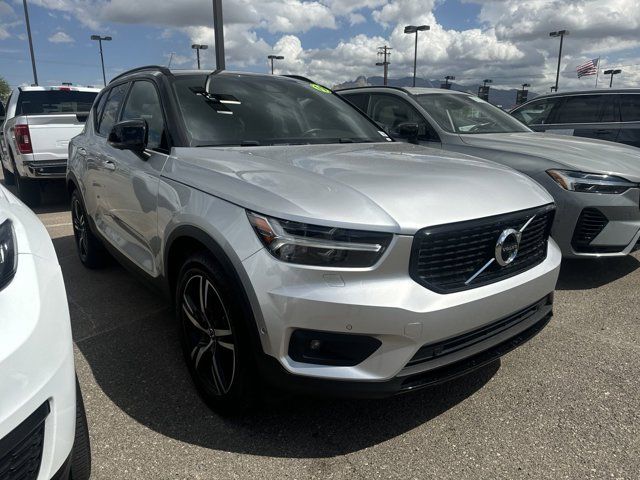 2019 Volvo XC40 R-Design