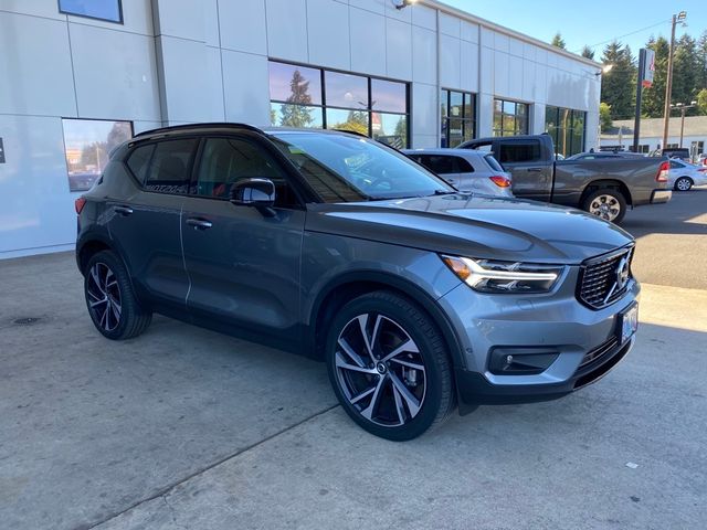 2019 Volvo XC40 R-Design