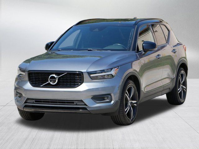 2019 Volvo XC40 R-Design