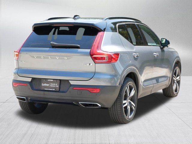 2019 Volvo XC40 R-Design