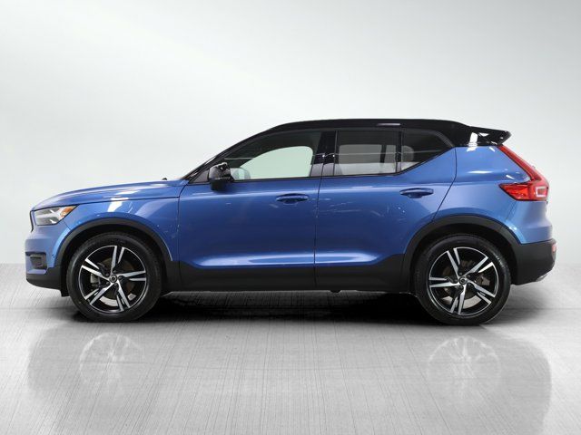 2019 Volvo XC40 R-Design