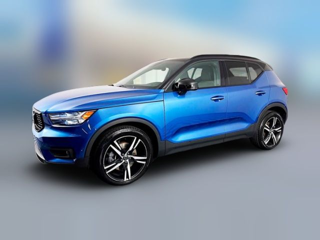 2019 Volvo XC40 R-Design