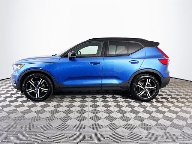 2019 Volvo XC40 R-Design