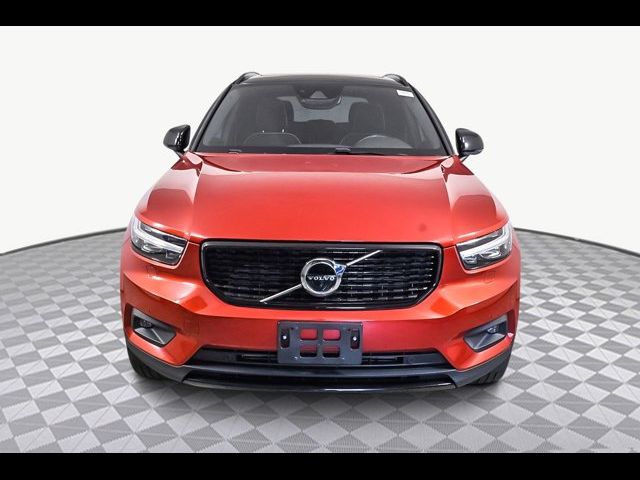 2019 Volvo XC40 R-Design