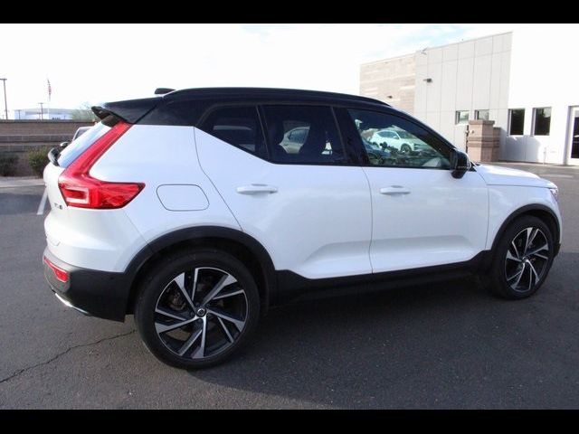 2019 Volvo XC40 R-Design