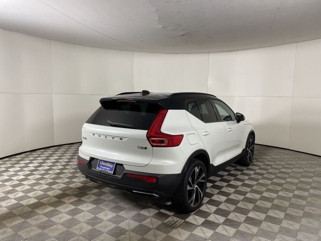 2019 Volvo XC40 R-Design