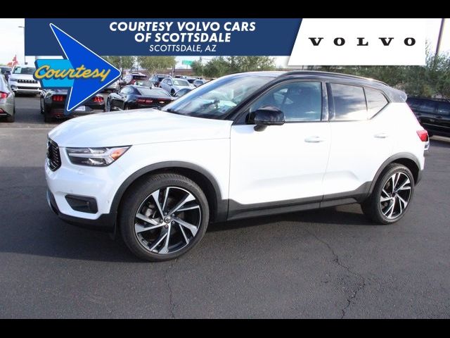 2019 Volvo XC40 R-Design