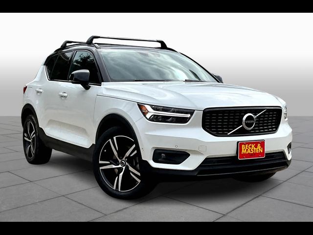 2019 Volvo XC40 R-Design