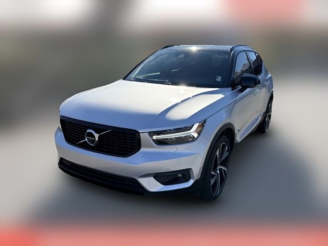 2019 Volvo XC40 R-Design