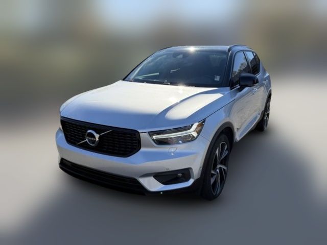 2019 Volvo XC40 R-Design