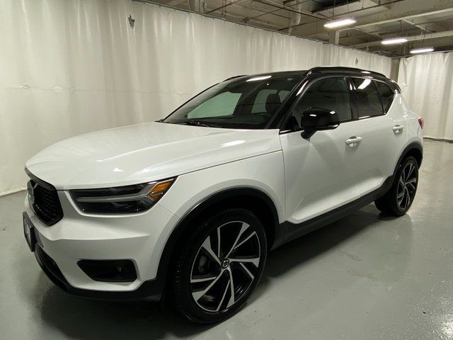 2019 Volvo XC40 R-Design