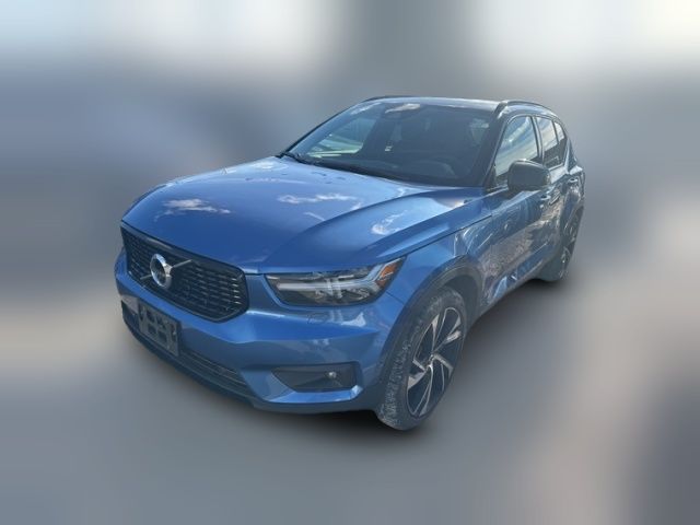 2019 Volvo XC40 R-Design