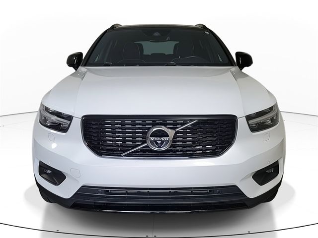 2019 Volvo XC40 R-Design