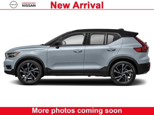 2019 Volvo XC40 R-Design