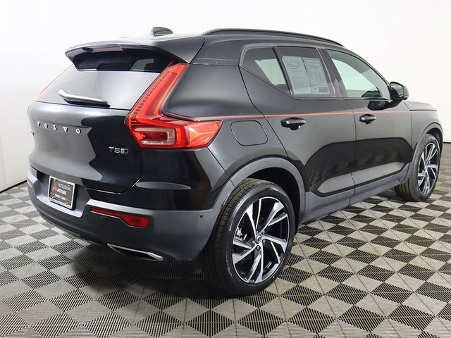 2019 Volvo XC40 R-Design