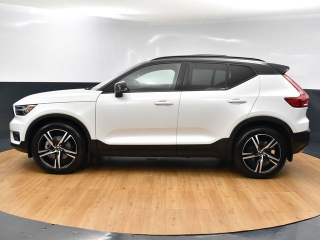 2019 Volvo XC40 R-Design