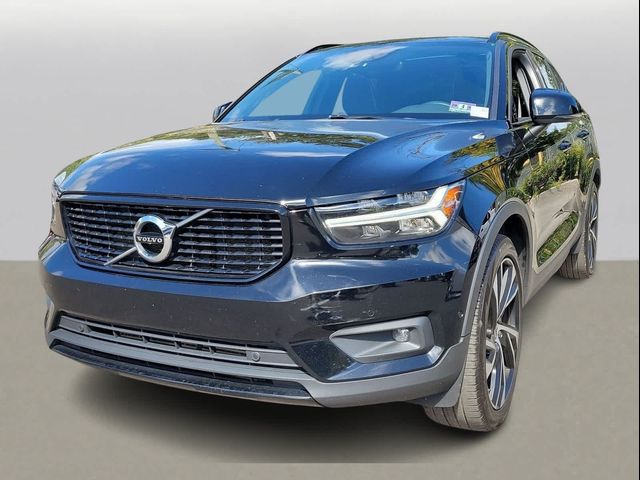 2019 Volvo XC40 R-Design