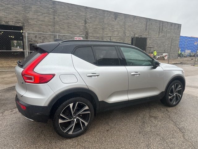 2019 Volvo XC40 R-Design