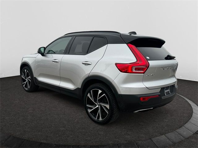 2019 Volvo XC40 R-Design