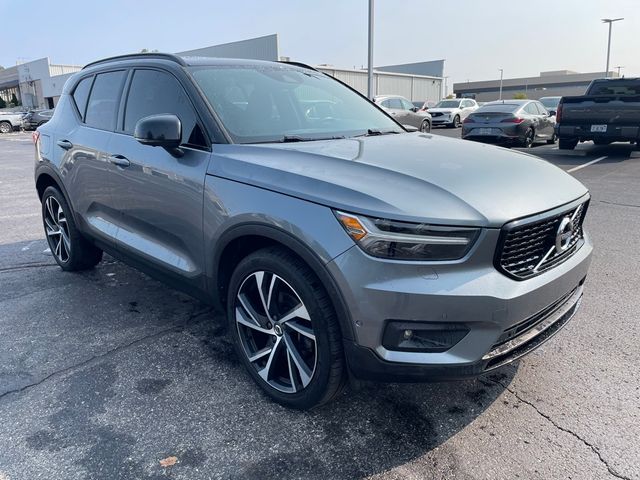 2019 Volvo XC40 R-Design